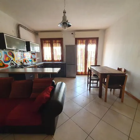 شقة Casafabio 7min To Garda Lake كستليوني ديلي ستفييرا