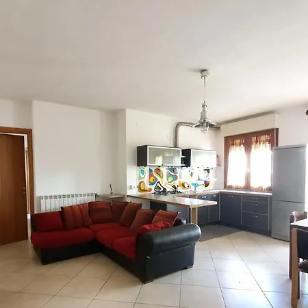 Casafabio 7min To Garda Lake شقة