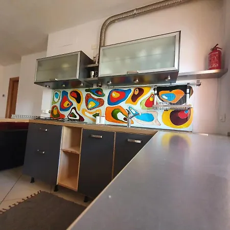 Casafabio 7min To Garda Lake شقة